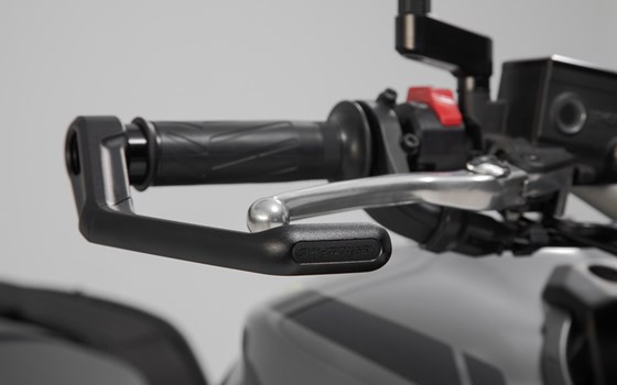 Hebelschützer. Schwarz. Yamaha-Modelle (16-), CFMoto 450NK (23-). - Bild 3 Hebelschützer. Schwarz. Yamaha-Modelle (16-), CFMoto 450NK (23-). - Bild 3