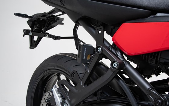 Bremsflüssigkeitsbehälter-Schutz. Schwarz. Yamaha Tracer 9 / GT (20-) / GT+ (22-). - Bild 2