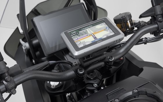 Navi-Halter am Lenker. Schwarz. KTM 1290 Super Adventure (21-). - Bild 2