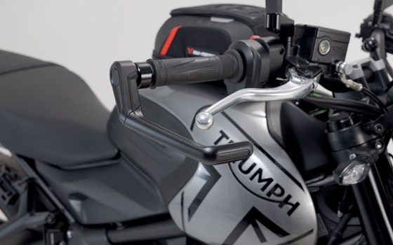 Hebelschützer. Schwarz. Triumph Trident 660 (21-). - Bild 4