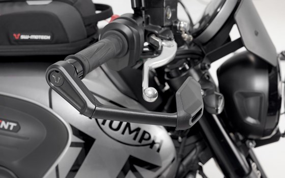 Hebelschützer mit Windabweiser. Schwarz. Triumph Trident 660 (21-). - Bild 5 Hebelschützer mit Windabweiser. Schwarz. Triumph Trident 660 (21-). - Bild 5