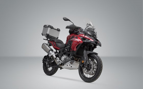 TRAX ADV Topcase-System. Silbern. Benelli TRK 502 X (18-). - Bild 2 TRAX ADV Topcase-System. Silbern. Benelli TRK 502 X (18-). - Bild 2