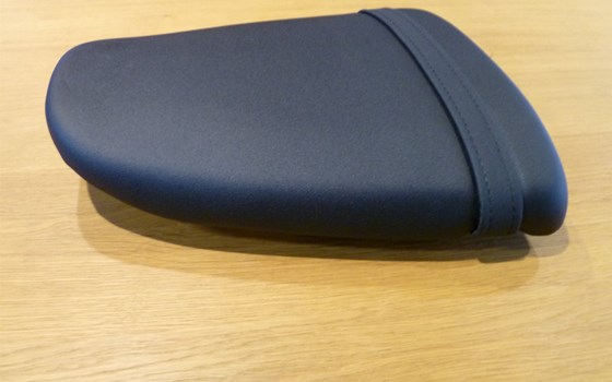 Soziussitz SUZUKI GSX-R 750 SRAD 45300-33E20-R42 - Bild 2