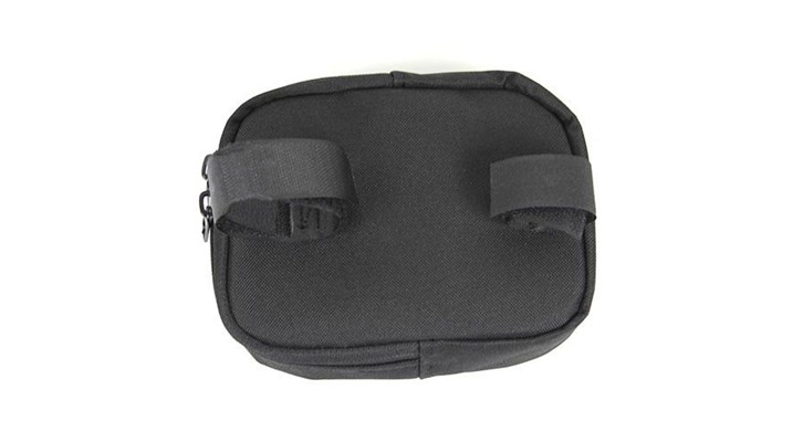 Zusatztasche unter der Gepäckbrücke für BMW R 1200 GS LC (2013-2018) & R 1200 GS Adventure LC (2014-2018) Zusatztasche unter der Gepäckbrücke für BMW R 1200 GS LC (2013-2018) & R 1200 GS Adventure LC (2014-2018)