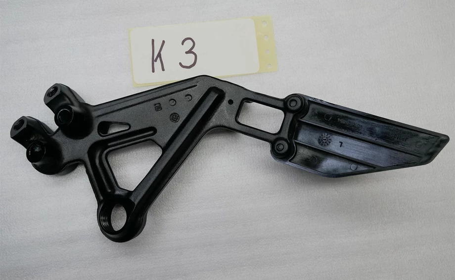 FUSSRASTENTRÄGER VORNE Links Bild 2:  	FUSSRASTENTRÄGER VORNE Links