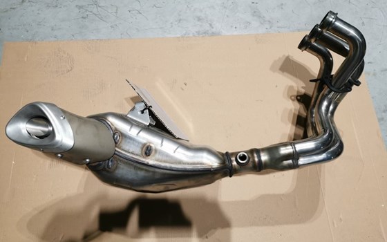 Auspuffanlage Yamaha Tracer 900 - Bild 1 Auspuffanlage Yamaha Tracer 900 - Bild 1