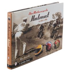 Buch Motorcycle Helmet 1930 to 1990 by Rin Tanaka