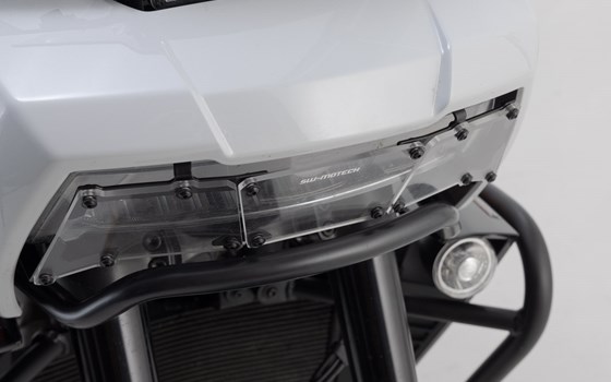 Scheinwerferschutz. Halterung mit Blende. Harley-D Pan America (21-). - Bild 3