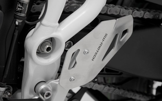 Fersenschutz links. Schwarz. Triumph Tiger 900/GT/Rally/Pro (19-23). - Bild 1