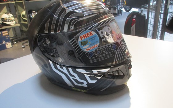 RPHA 11 KYLO REN - Bild 2