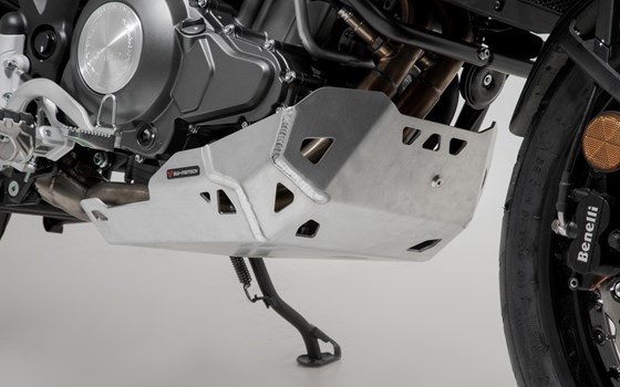 Motorschutz. Silbern. Benelli TRK 502 X (18-). - Bild 1 Motorschutz. Silbern. Benelli TRK 502 X (18-). - Bild 1