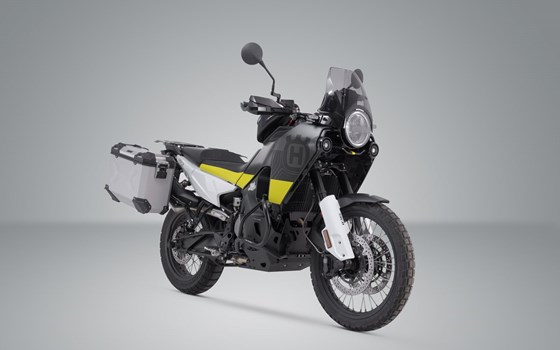 TRAX ADV Alukoffer-System. Silbern. 45/37 l. Husqvarna Norden 901 (21-). - Bild 2