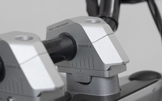 Lenkerverlegung variabel für Ø22 Lenker. H=25 mm. Verlegung 5/10/15/20/25/30 mm. Silbern. - Bild 3