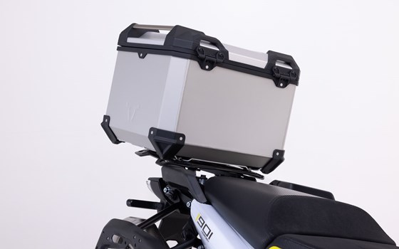 TRAX ADV Topcase-System. Silbern. KTM-Modelle, Husqvarna Norden 901. - Bild 5