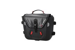 SysBag WP S mit Adapterplatte links. 12-16l. Wasserdicht. Für Seitenträger.