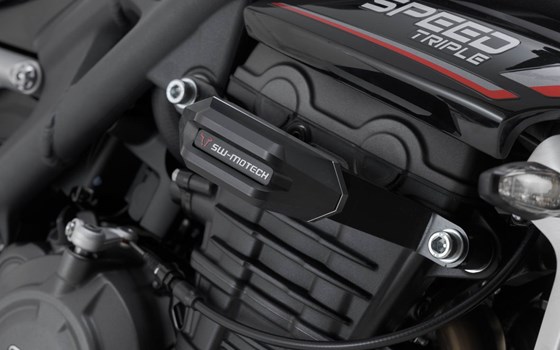 Sturzpad-Kit. Schwarz. Triumph Speed Triple 1200 RS (21-). - Bild 1