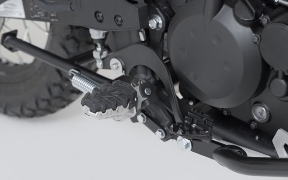 Fußbremshebel-Erweiterung. Schwarz. Kawasaki KLR 650 (22-). - Bild 2