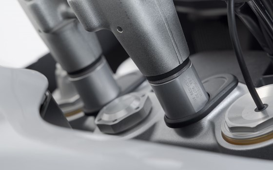 Lenkererhöhung. H=30 mm. Silbern. Triumph Tiger Modelle (22-). - Bild 5