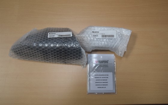 Akrapovic Auspuff Slip-On HONDA CB 1000 R  2018 - Bild 2