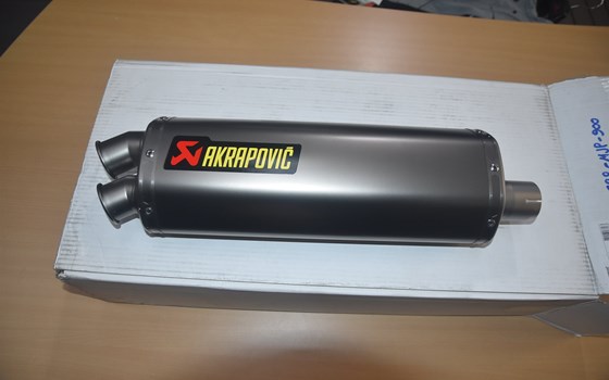 Akrapovic Slip-On Exhaust System Honda CRF1000L  - Bild 1