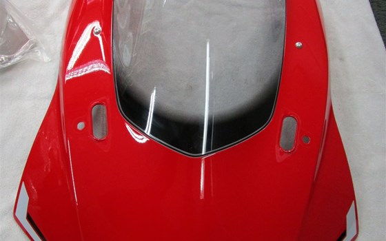 Verkleidung Front inkl. Scheibe - Bild 1 Verkleidung Front inkl. Scheibe - Bild 1