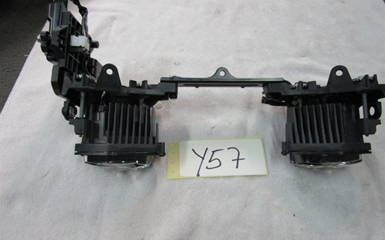 Scheinwerfer R1 RN32 / RN49 - Bild 3 Scheinwerfer R1 RN32 / RN49 - Bild 3