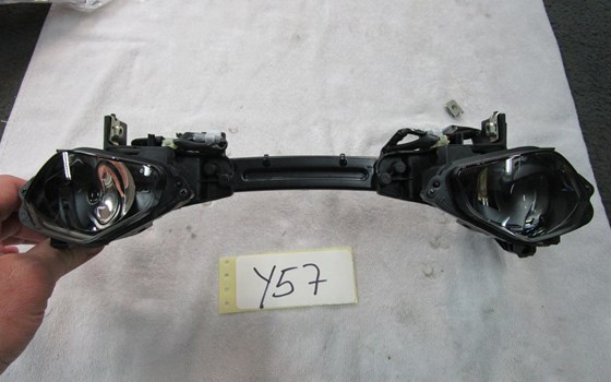 Scheinwerfer R1 RN32 / RN49 - Bild 4 Scheinwerfer R1 RN32 / RN49 - Bild 4