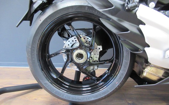 MV Agusta SUPERVELOCE 800 GELB 2022 - Bild 3