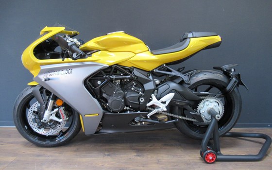MV Agusta SUPERVELOCE 800 GELB 2022 - Bild 7