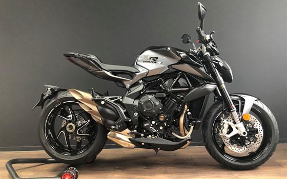MV Agusta BRUTALE 800 RR SCHWARZ/Silber 2022 - Bild 1