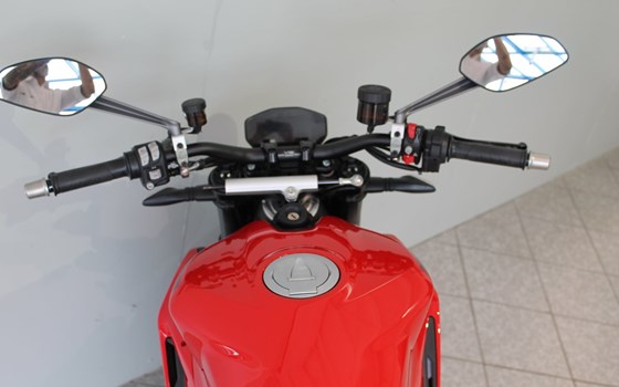 DUCATI STREETFIGHTER V2 2023 - Bild 3