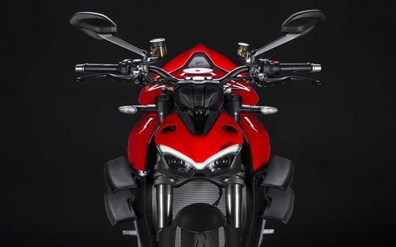 DUCATI STREETFIGHTER V4 S 2023 - Bild 1