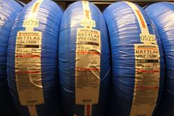 200/660 R 17 Bridgestone V02 200/660 R 17 Bridgestone V02