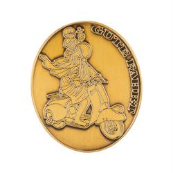 Plakette Christophorus auf Vespa