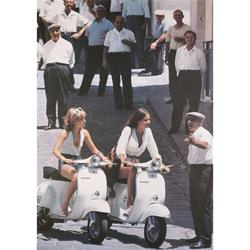 Poster mit Motiv "Vespa Primavera - Frauen unterwegs"