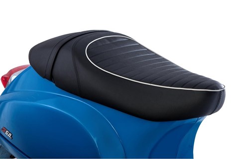 Marke: PIAGGIO Artikelname: Monositzbank PIAGGIO 67327600C1 für Vespa S Sport 50-150ccm