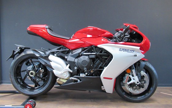 MV Agusta SUPERVELOCE 800 ROT 2022 - Bild 1