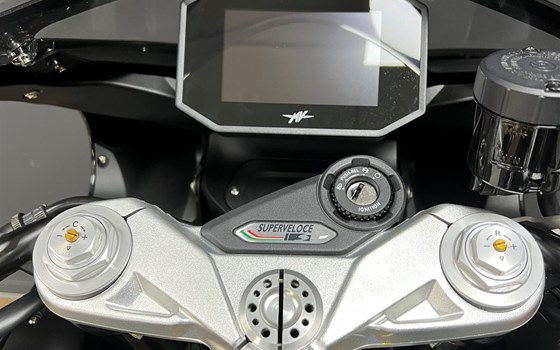 MV AGUSTA SUPERVELOCE S black 2023 - Bild 11