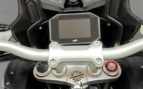 MV AGUSTA TURISMO VELOCE LUSSO SCS 2023 - Bild 11