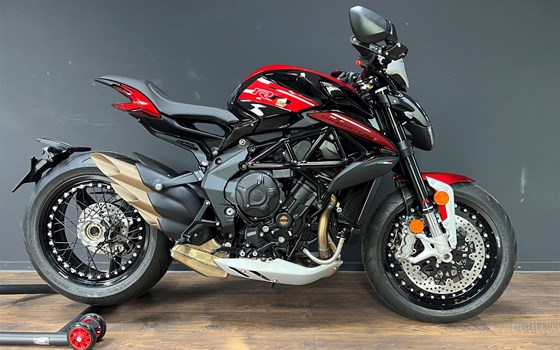 MV Agusta Dragster 800 RR Rot/Schwarz SCS 2022 - Bild 1