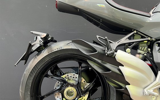MV Agusta SUPERVELOCE 800 black/grey 2023 - Bild 2