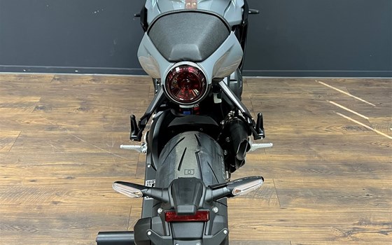 MV Agusta SUPERVELOCE 800 black/grey 2023 - Bild 7