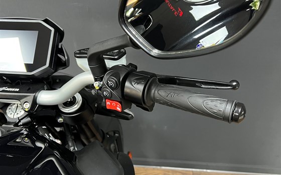 MV Agusta BRUTALE 800 R black 2023 - Bild 6