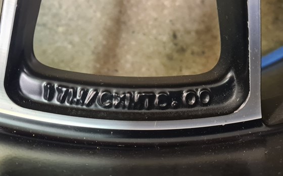 Ducati Diavel Räder/Felgensatz - Bild 5