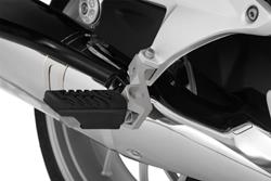 Beifahrerrastenverlegung
- silber