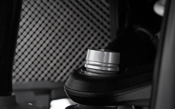 Alu-Abdeckkappe für Telelever Gelenk- silber - Bild 1