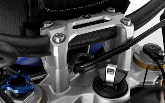 Lenkererhöhung SPORTERGO S 1000 R- silber - Bild 3