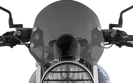 Sportscheibe SPEED - rauchgrau - kurz - Bild 1 Sportscheibe SPEED - rauchgrau - kurz - Bild 1