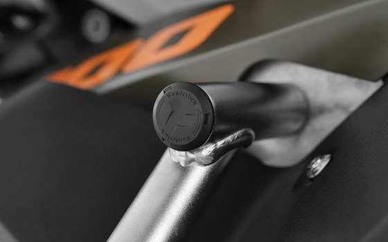 Rahmenstopfen Tankschutzbügel R 1200 GS LC Adventure- schwarz - Bild 1 Rahmenstopfen Tankschutzbügel R 1200 GS LC Adventure- schwarz - Bild 1