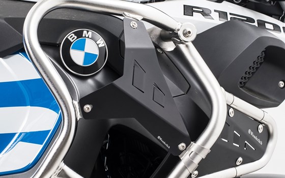 Füllblech für Verstärkungsbügel R 1200 GS LC Adventure - schwarz - Satz - Bild 1 Füllblech für Verstärkungsbügel R 1200 GS LC Adventure - schwarz - Satz - Bild 1